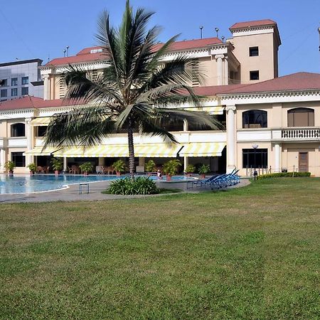 The Classique Club Mumbai  Buitenkant foto