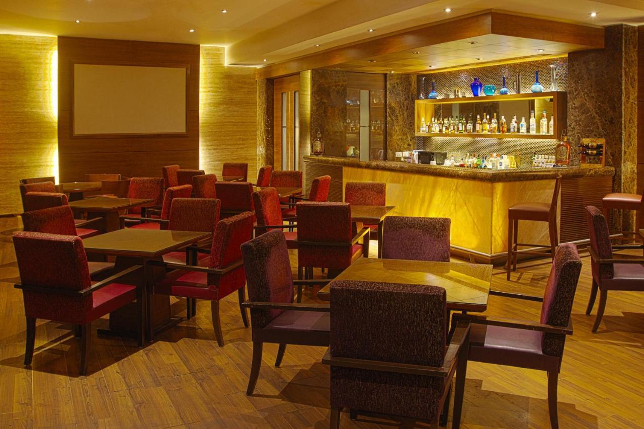 The Classique Club Mumbai  Buitenkant foto
