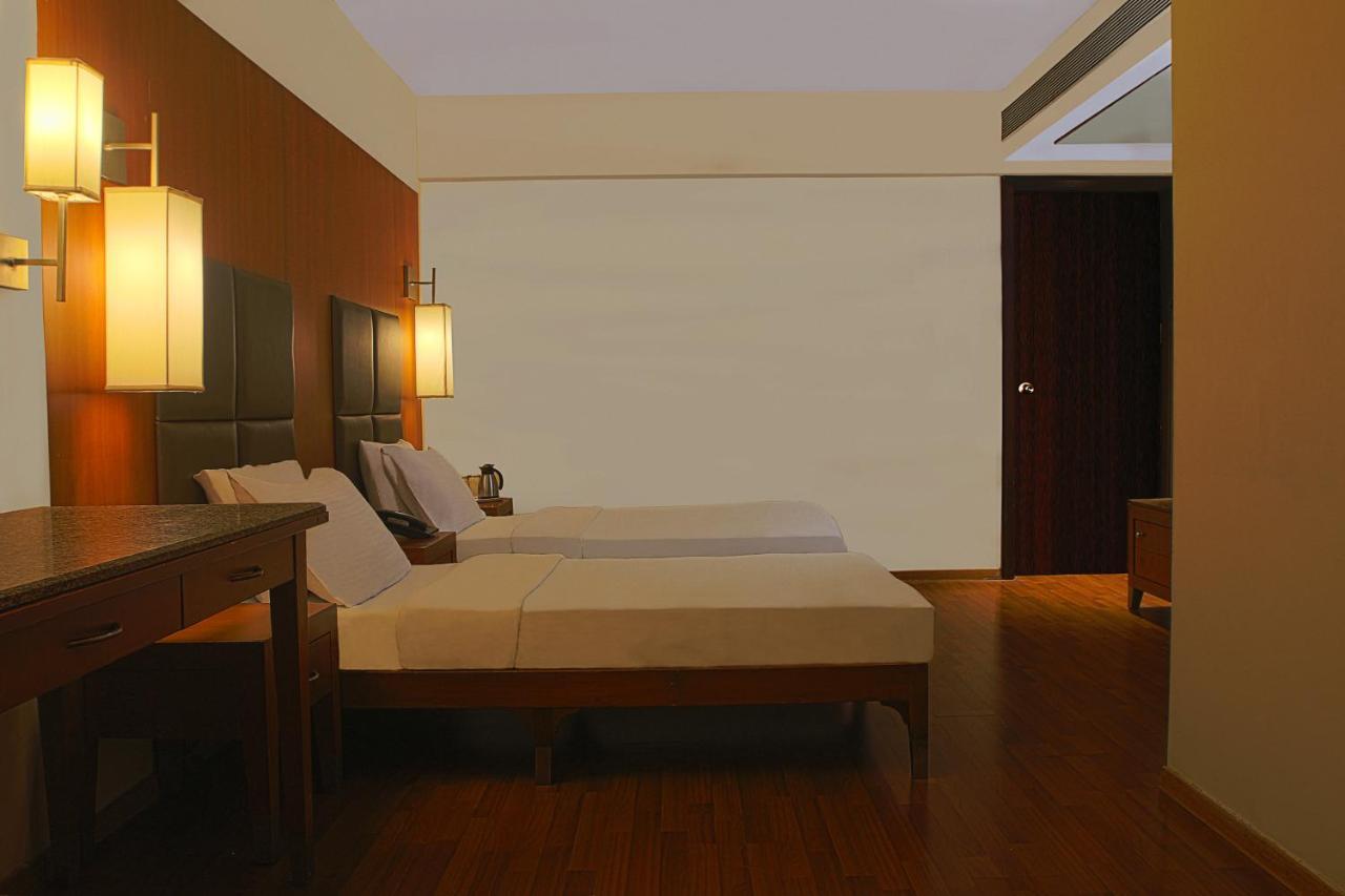 The Classique Club Mumbai  Buitenkant foto