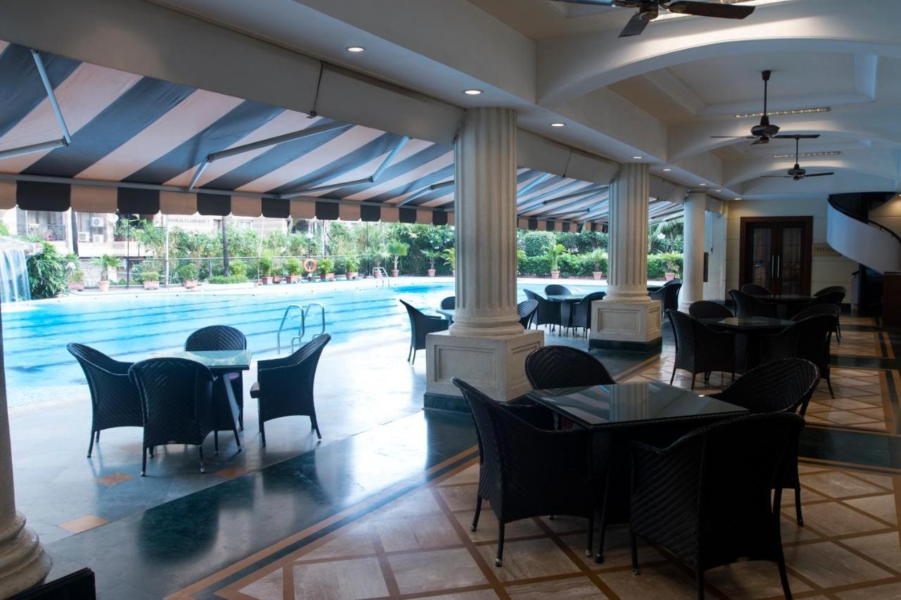 The Classique Club Mumbai  Buitenkant foto